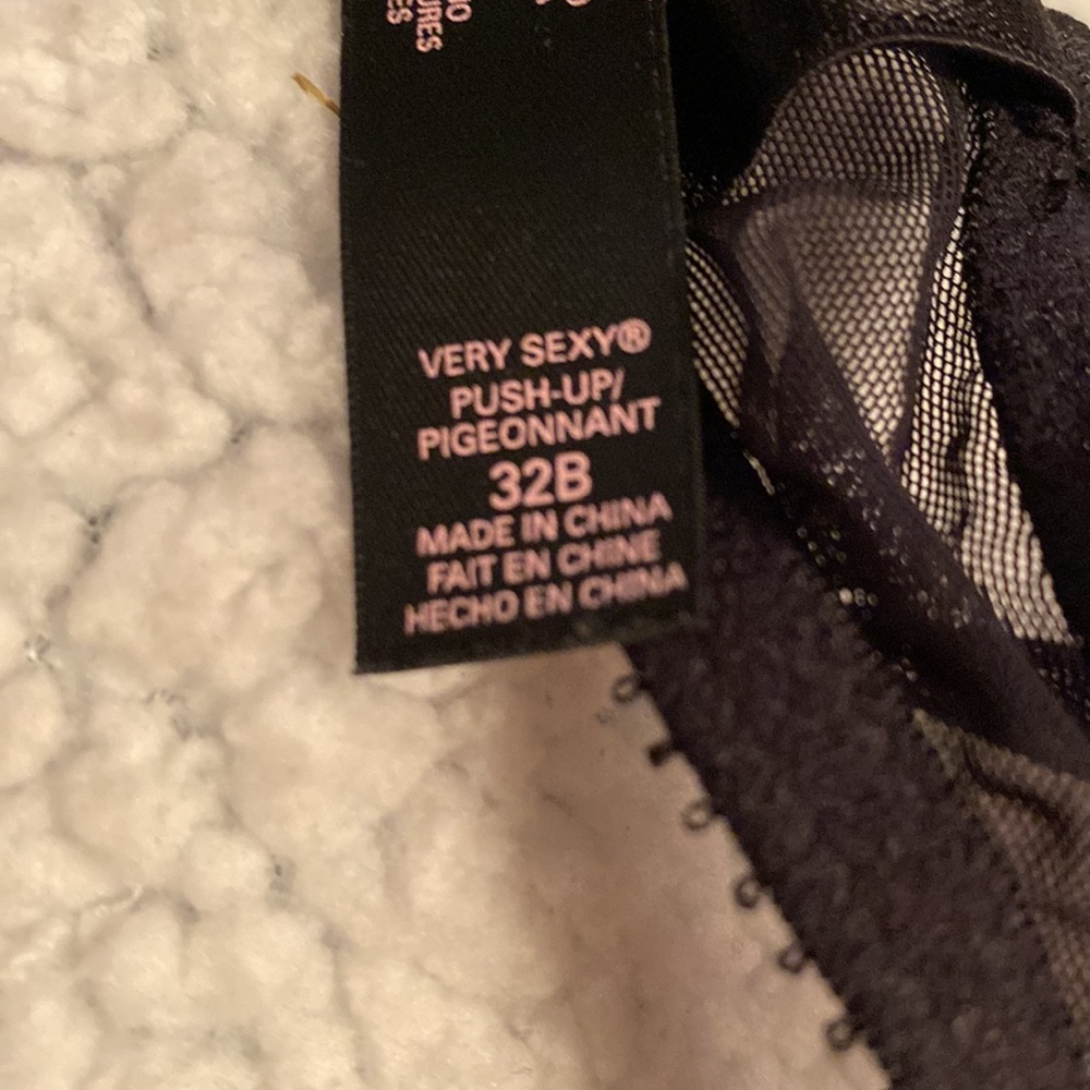 Victoria’s Secret Glammie Super Sexy Push-up Bra 32B - Picture 7 of 7
